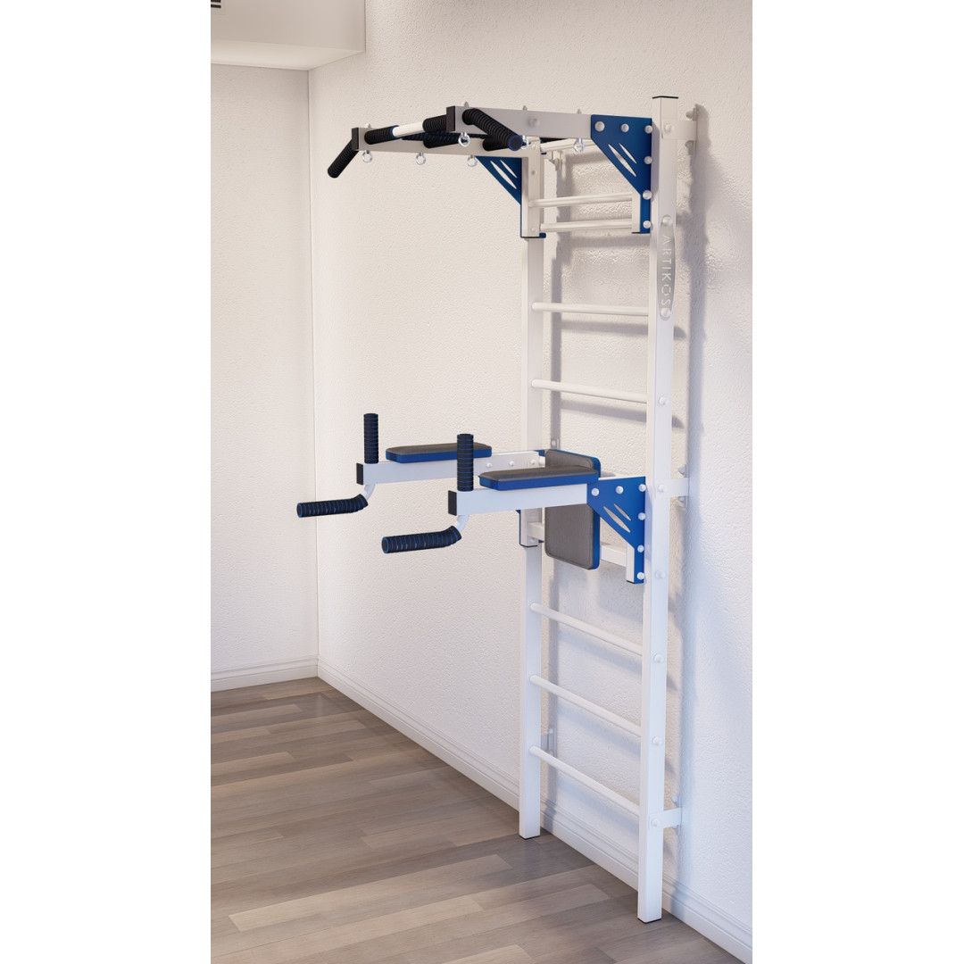 Drabinka gimnastyczna z poziomymi prętami i kratami ARTikOS wzmocniona bielą z niebieskimi elementami