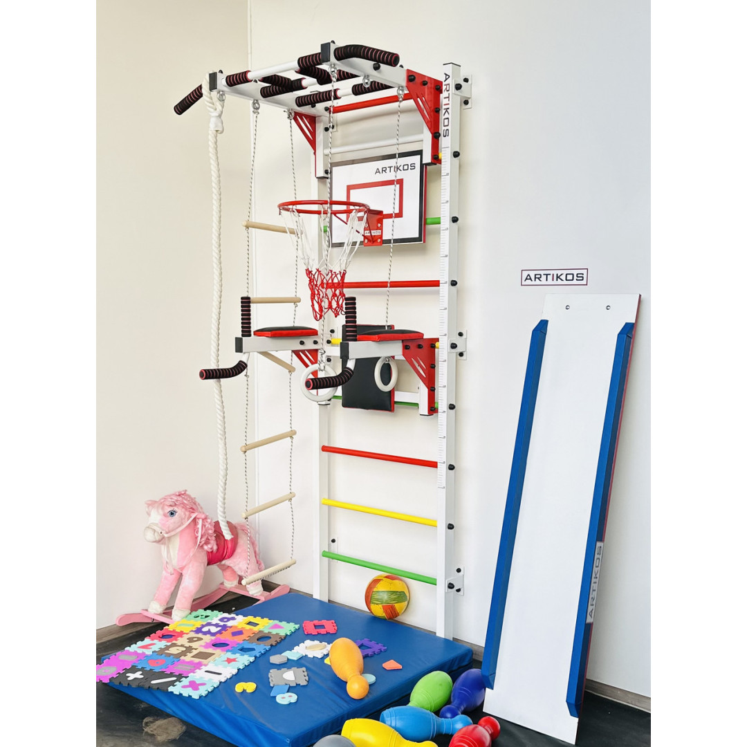 Drabinka gimnastyczna z poziomymi prętami i kratami ARTikOS wzmocniona bielą z czerwonymi elementami