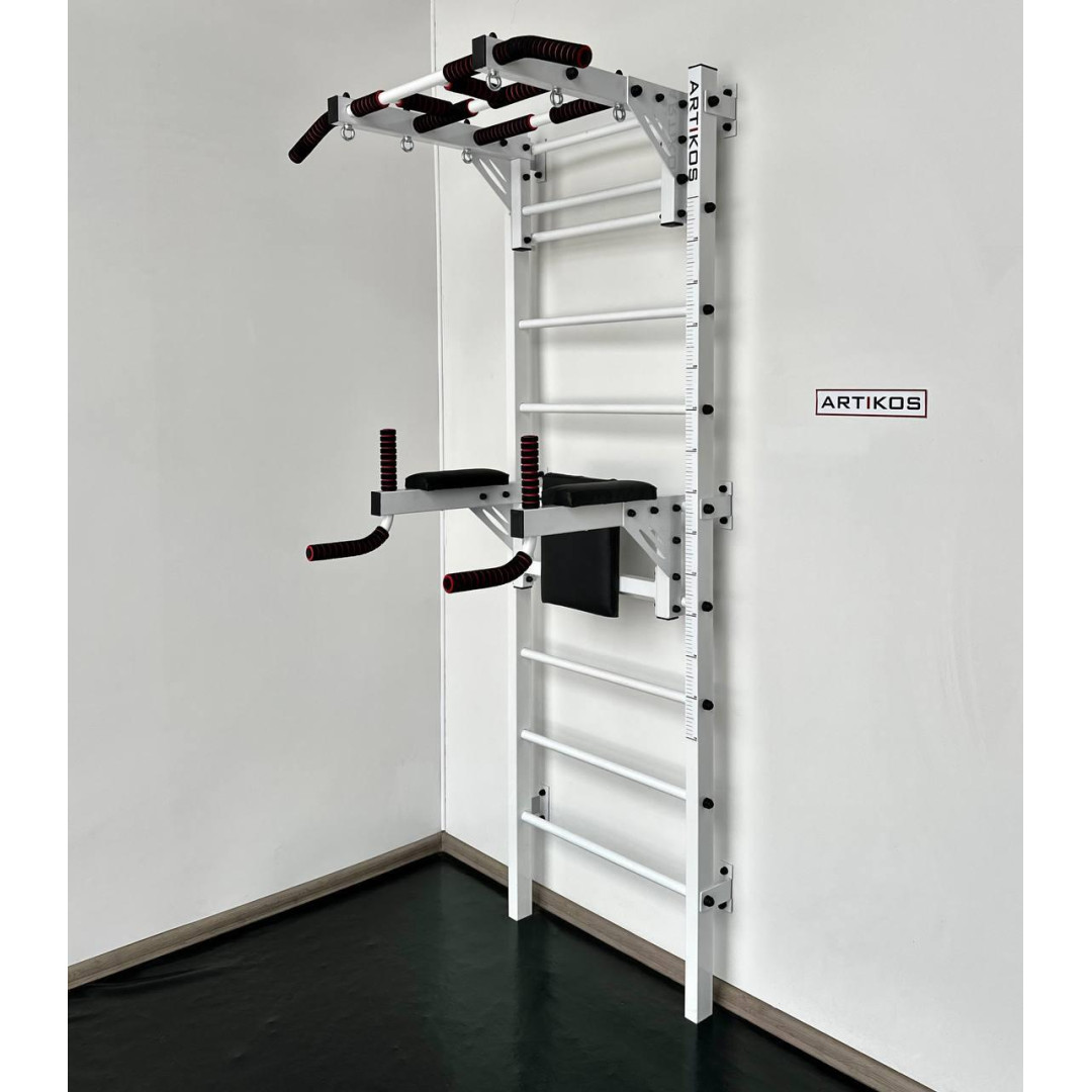 Drabinka gimnastyczna z poziomym prętem i kratami to biały Artikos 