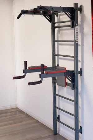 Z poziomym prętem i równoległymi prętami