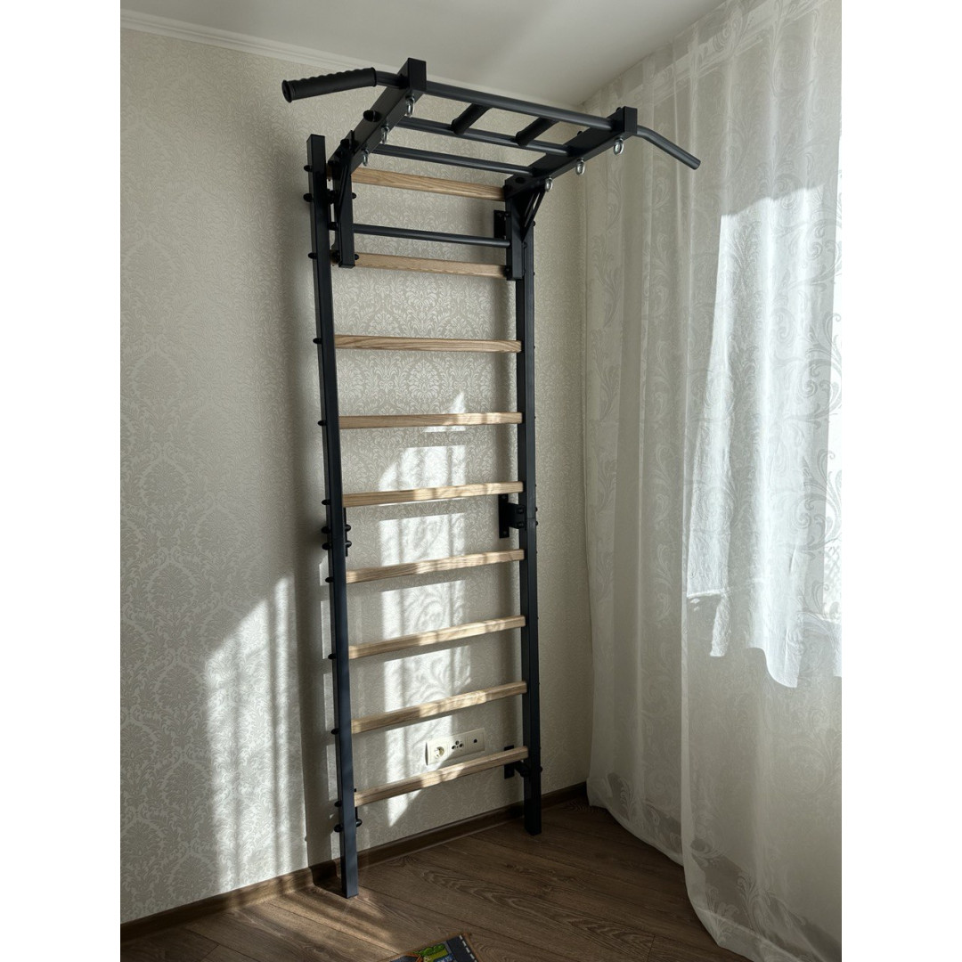 Drabinka gimnastyczna z poziomym drążkiem to czarny Artikos PREMIUM