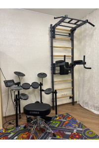 Drabinka gimnastyczna z poziomym drążkiem, drążkami, ławką i stojakiem barowym to biały Artikos PREMIUM